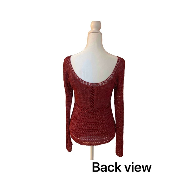 Vintage cheetah B red beaded, holiday top size small sheer sleeves - Picture 2 of 7